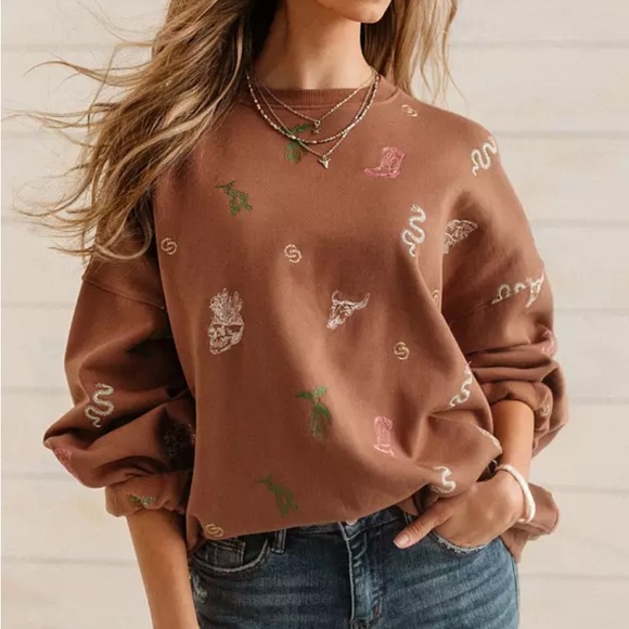 Sterling & Stitch Sweaters - Sterling & Stitch Western Graphic Sweatshirt – Size Large, Gently Used